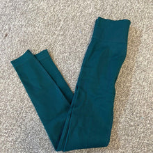 Load image into Gallery viewer, THE RIBBED BODY CONTOURING LEGGINGS (10+ COLOURS)