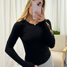 Load image into Gallery viewer, Long Sleeve Basic Seamless Top (7 colours)
